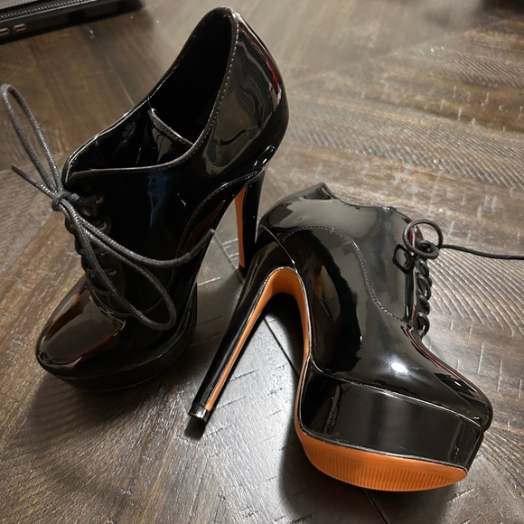 Platform Lace Up Stiletto High Heels Black Patent Leather Ankle Bootie - Picture 4 of 4